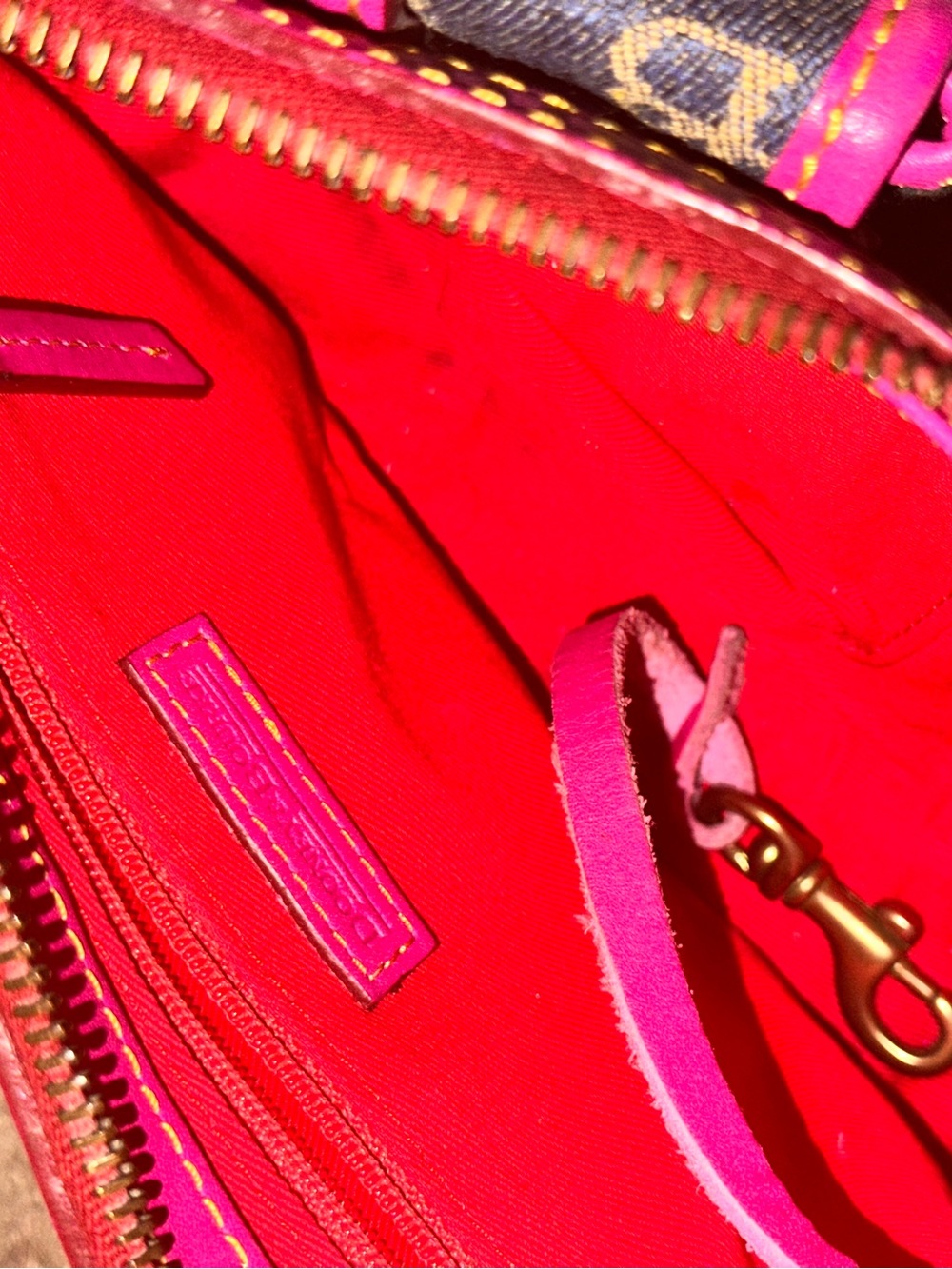 Dooney & Bourke y2k hot pink Denim Medium Saddle shoulder Bag Vintage - Picture 10 of 15